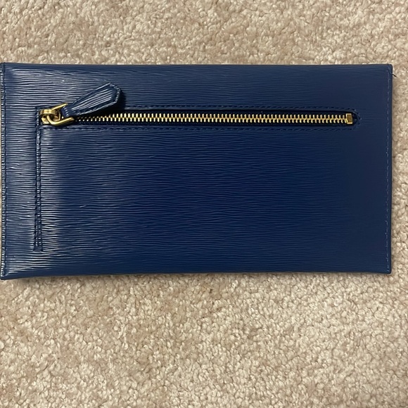 Wallet - Picture 2 of 4